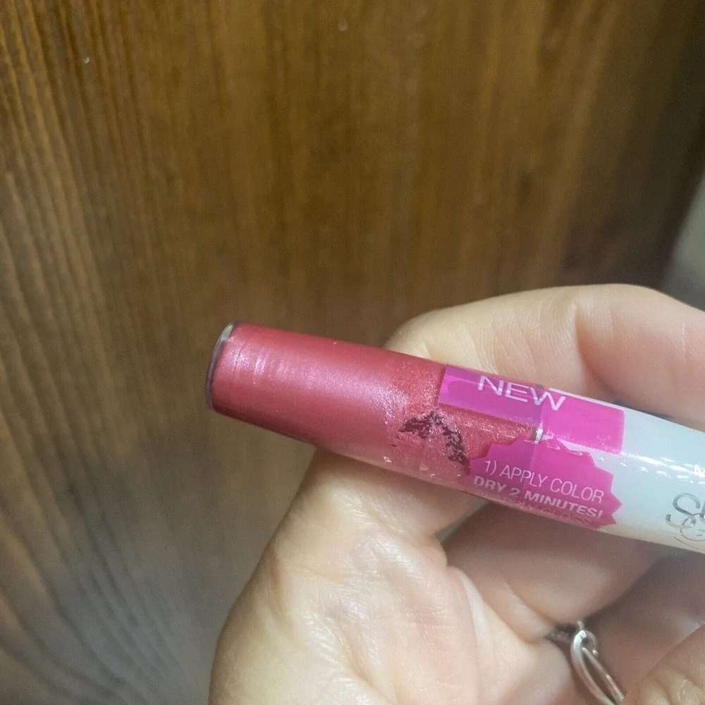 Maybelline Superstay Gloss  Glass Rose # 160 Discontinued Lip‎ Gloss Super Stay